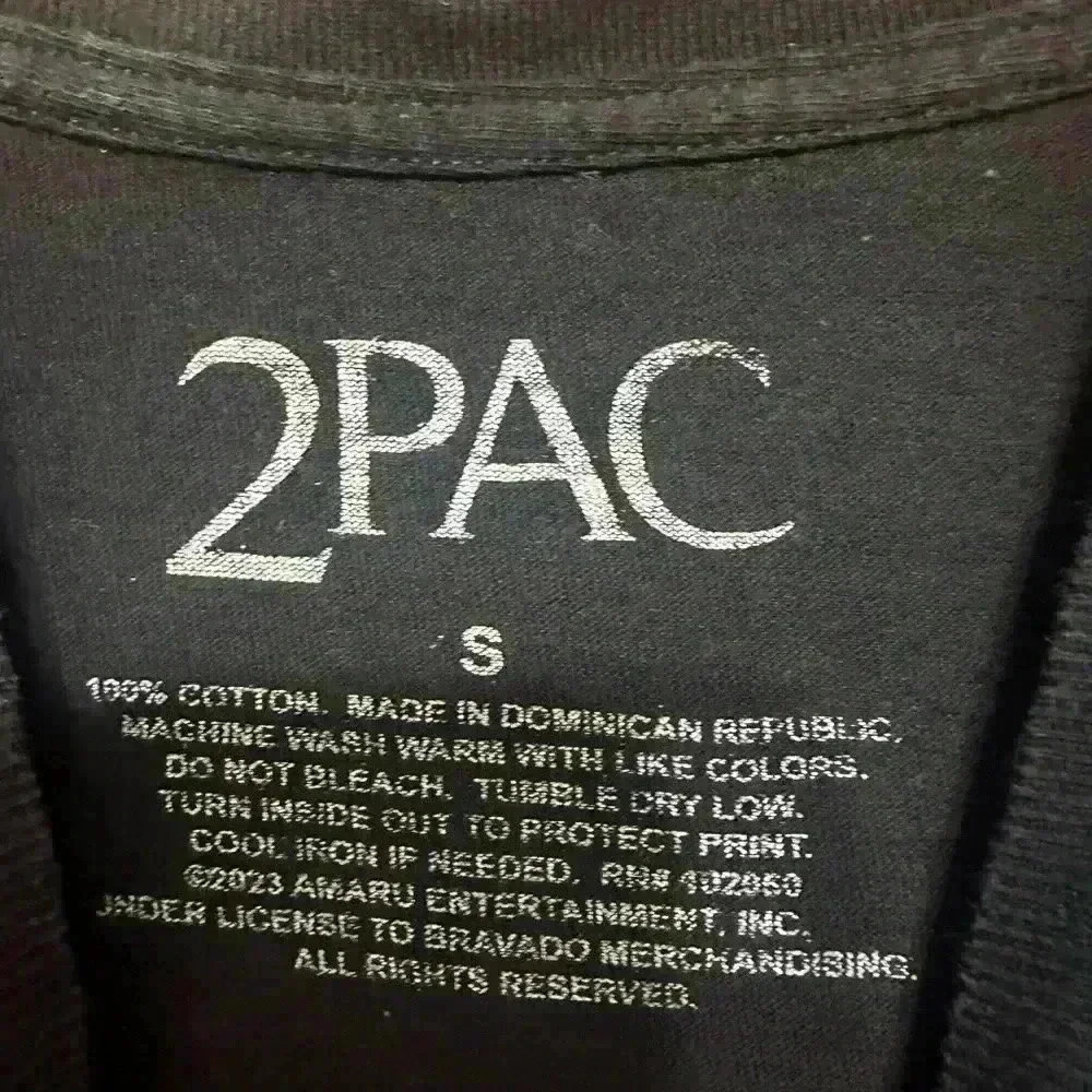 Tupac All Eyez On Me T-Shirt Mens Sz Small Black 2Pac Graphic Front Short Sleeve - Picture 3 of 4
